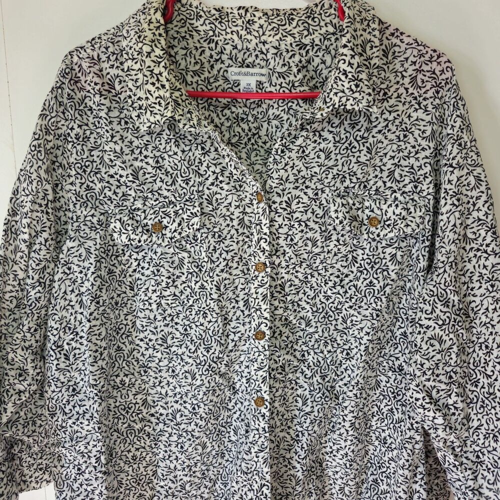 Croft & Barrow Women’s 3X Button Down Shirt Black White Paisley Leaf Vine Print - Picture 3 of 9